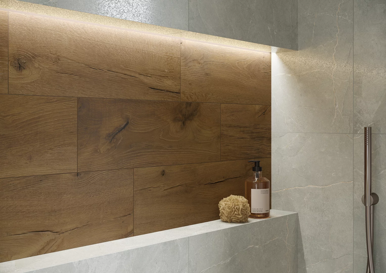 Kúpeľňa s matným dreveným obkladom Flywood v lamelovom formáte 20×60 (3)
