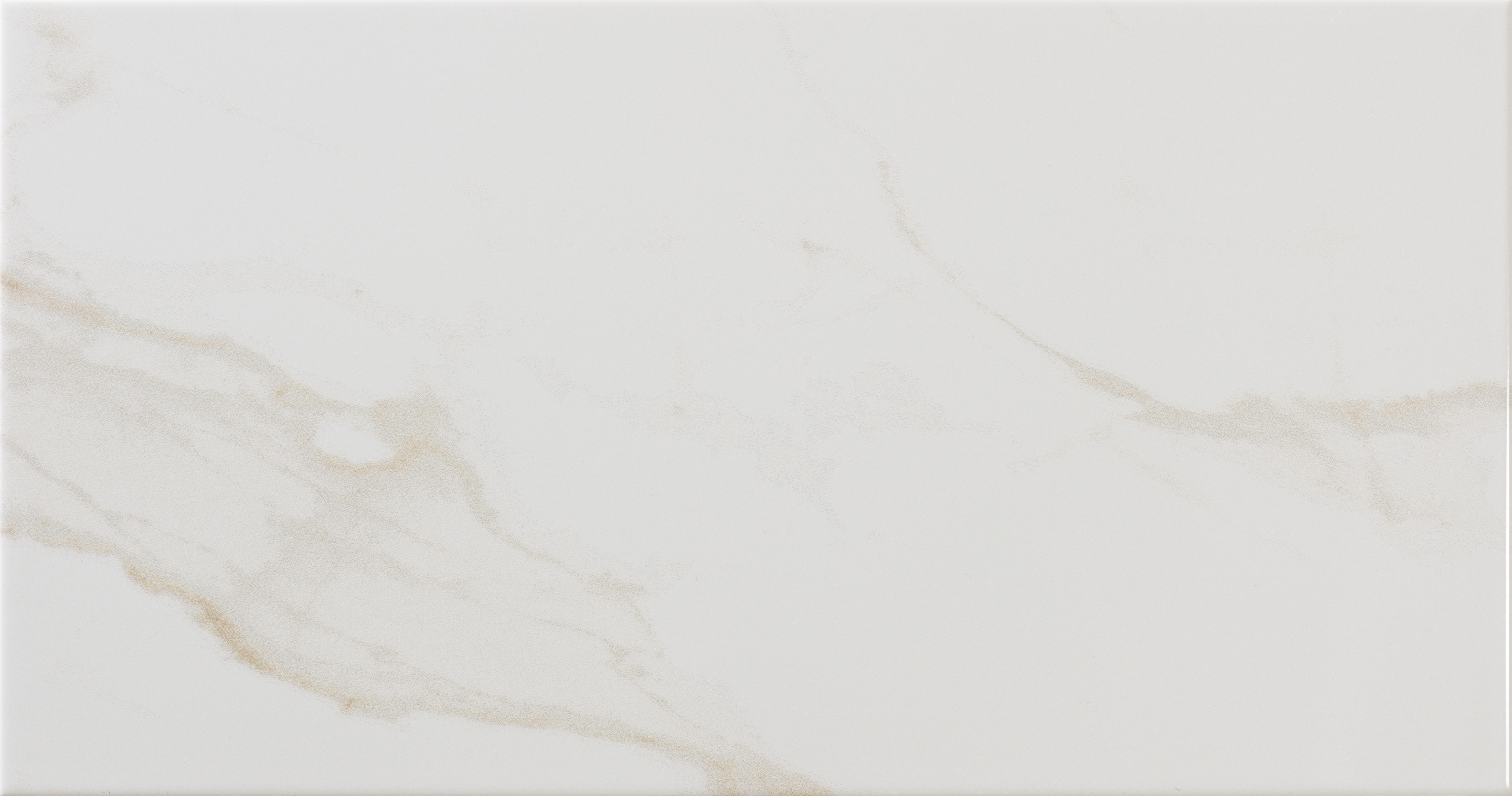 Kúpeľňa s neutrálnymi obkladmi kolekcie Ecoceramic Essens a minimalistickým nábytkom (4)