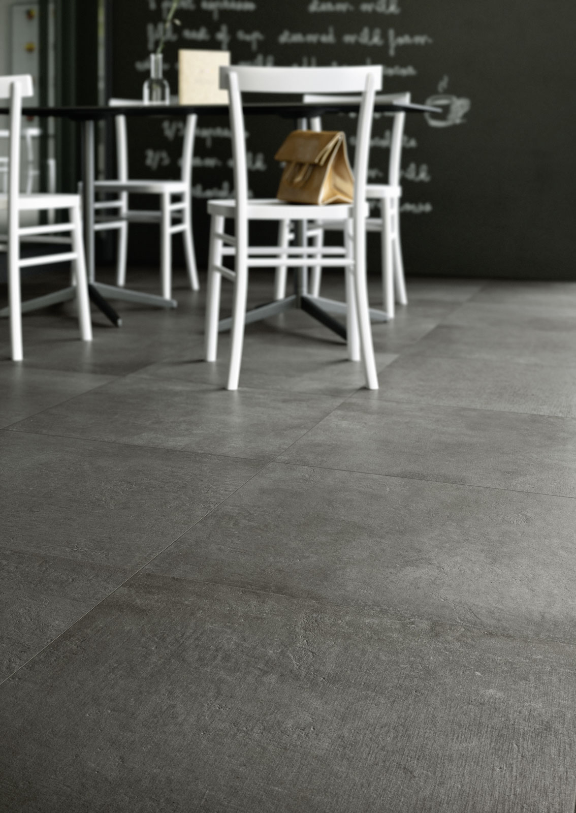 Exteriérová terasa s cementovým vzhľadom v odtieni grey, formát 60×60 (4)