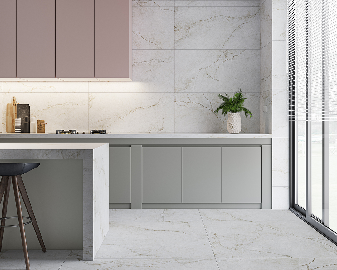 Elegantná kúpeľňa s lesklými a matnými porcelánovými obkladmi Ecoceramic Precious (3)